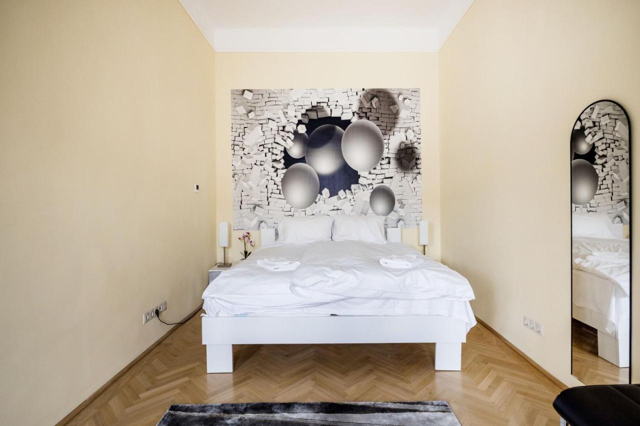 Bubbles Apartment Budapeste Exterior foto